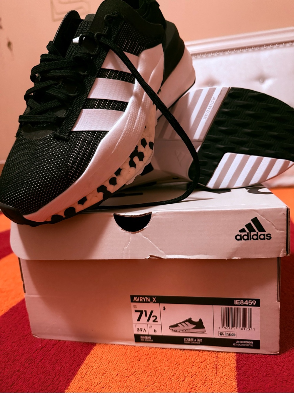 Adidas Woman Black And White Avryn_X Casual Sneakers